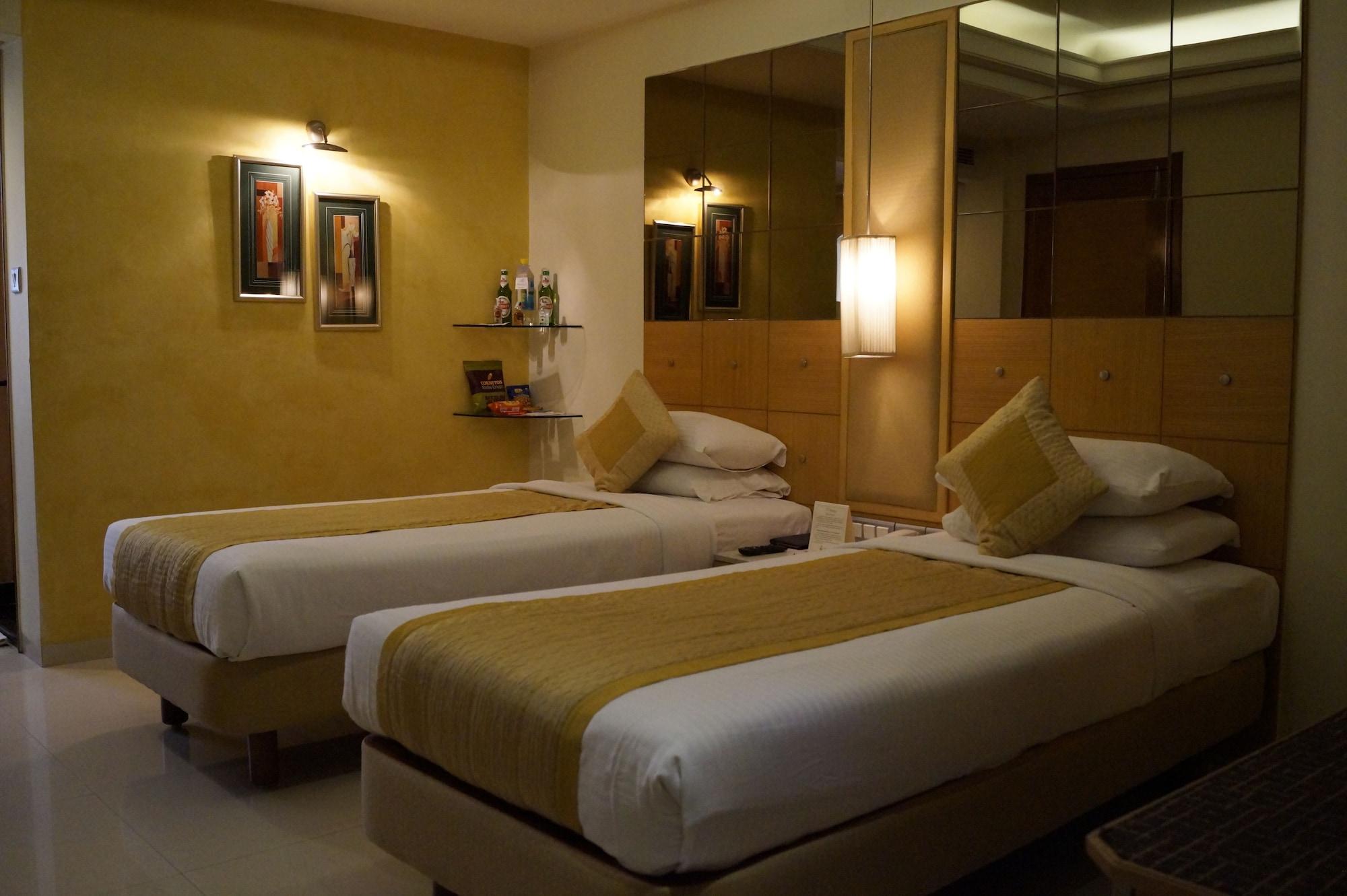 The President Hotel Bengaluru Zewnętrze zdjęcie
